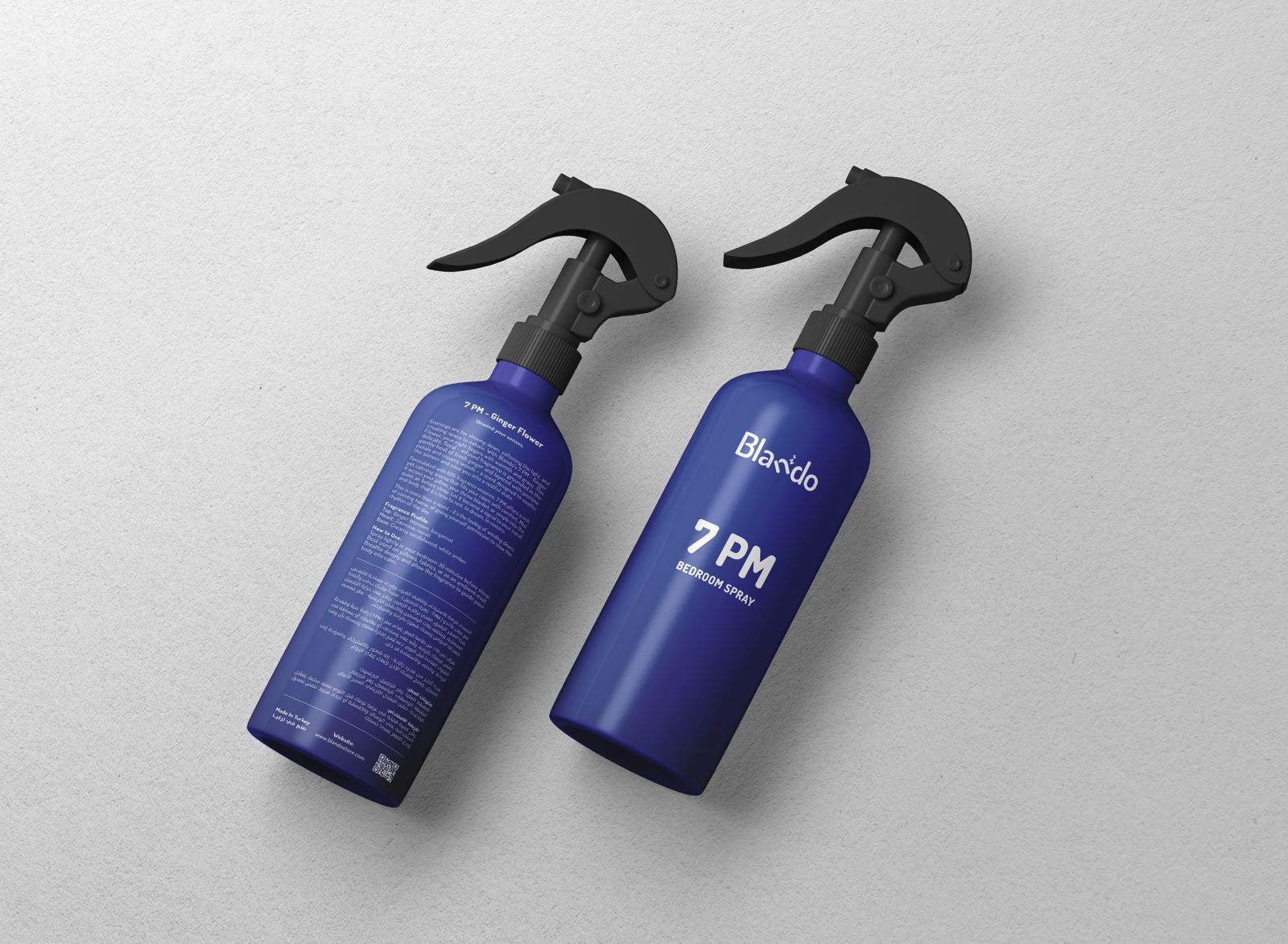 7 مساءً غرفة النوم ورذاذ الوسادة